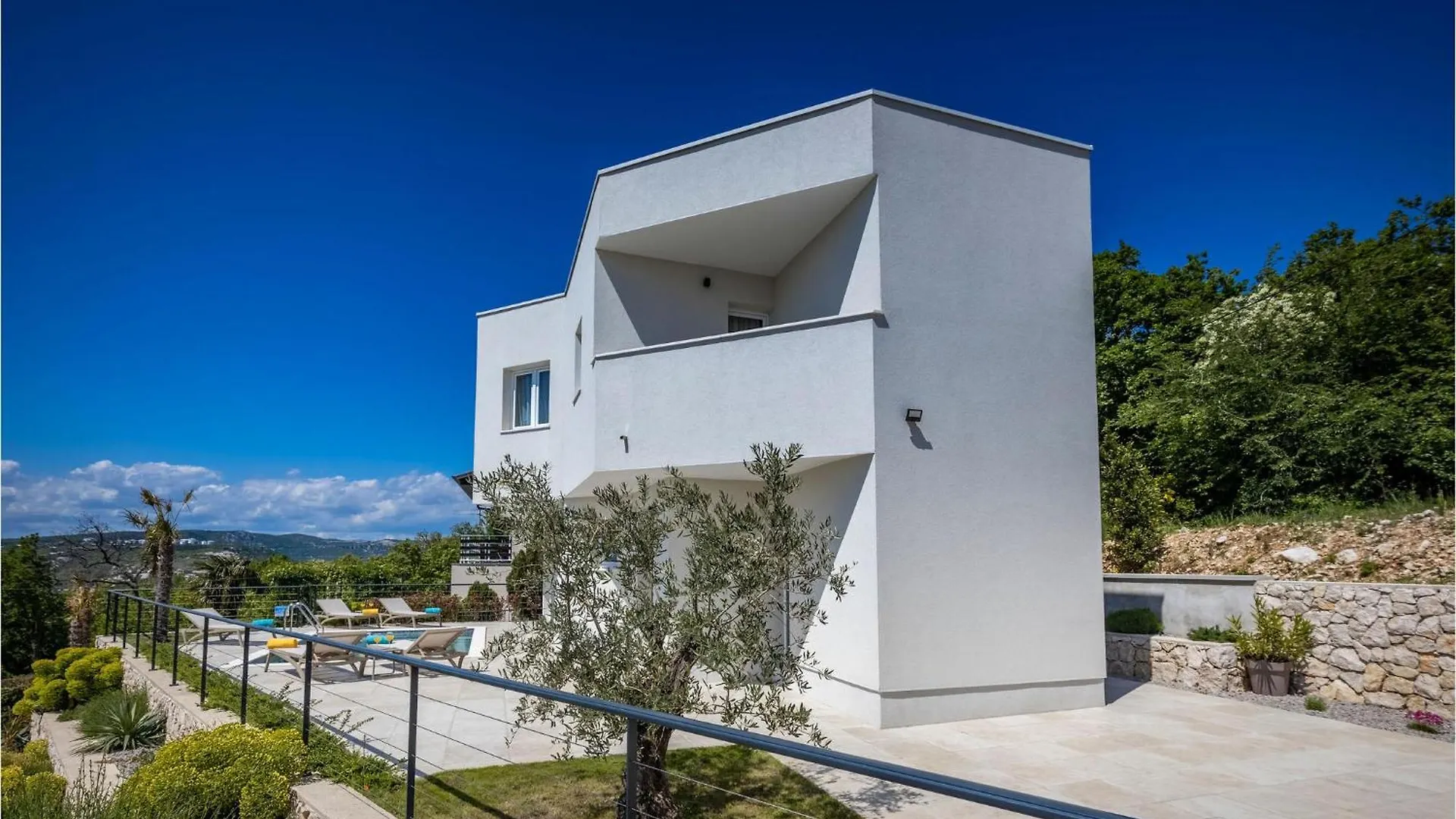 2 Bedroom Awesome Home In Kraljevica